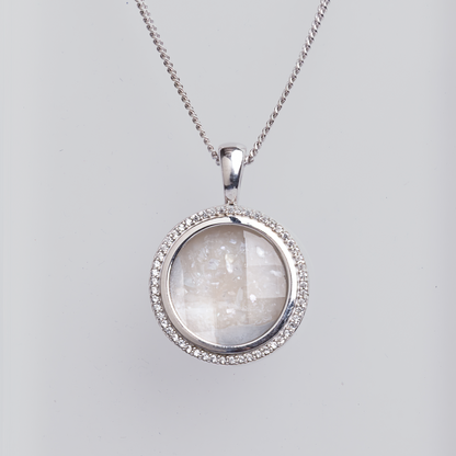 Round Pendant